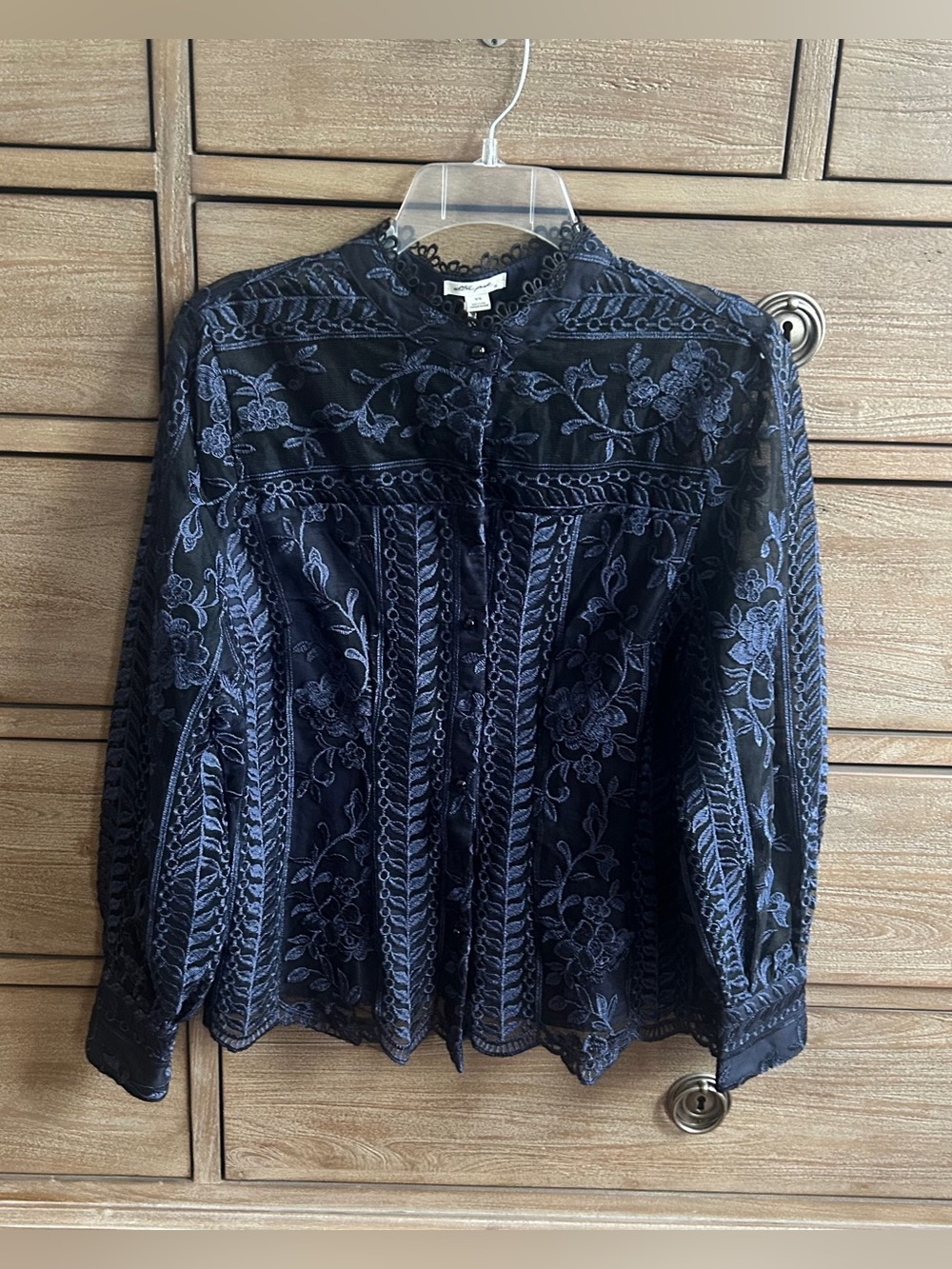 NWT Ultra Pink Navy Floral Embroidered Lace Blouse Top | Beautiful Detailing